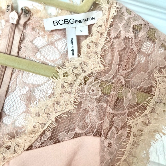 BCBGeneration Blush Pink Lace Dress Size 0 - Picture 3 of 7